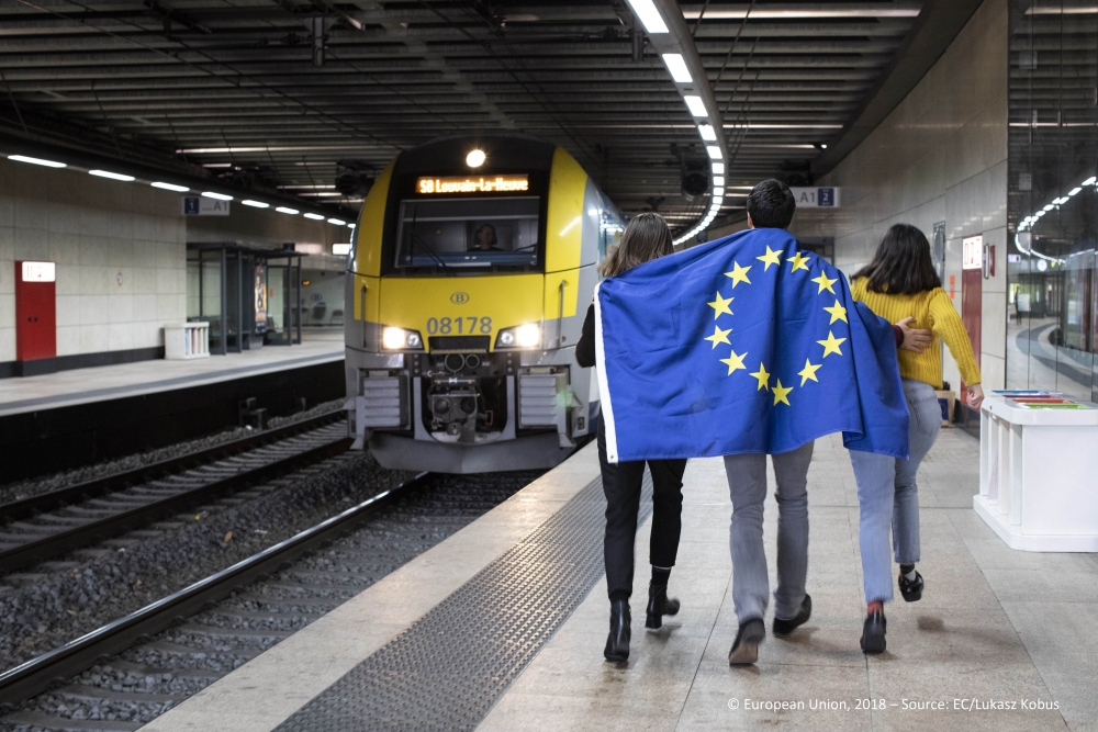 18 gadīgiem jauniešiem iespēja iegūt bezmaksas “DiscoverEU” ceļošanas kartes Eiropas izzināšanai